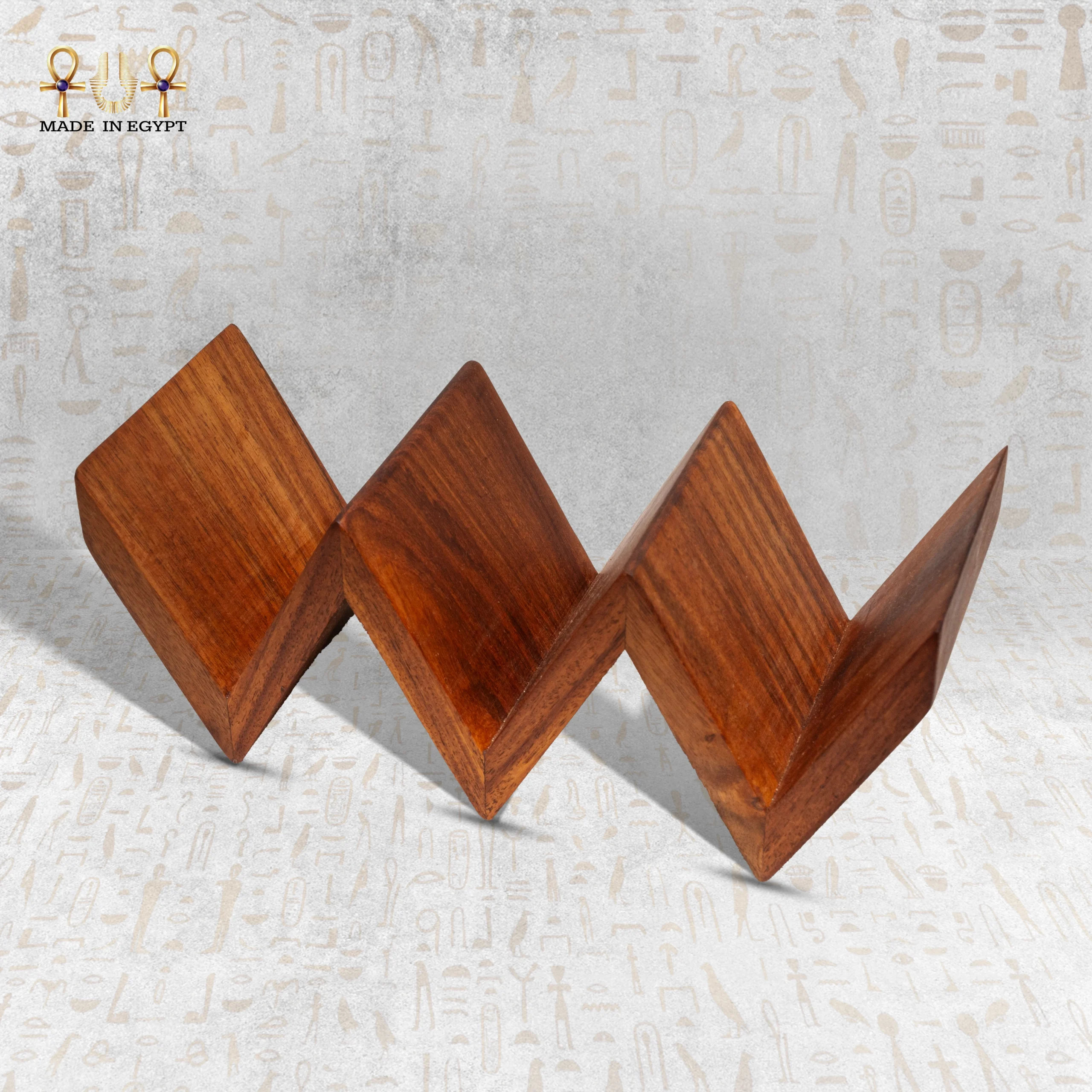 @11BWooden Zigzag Bread Holder