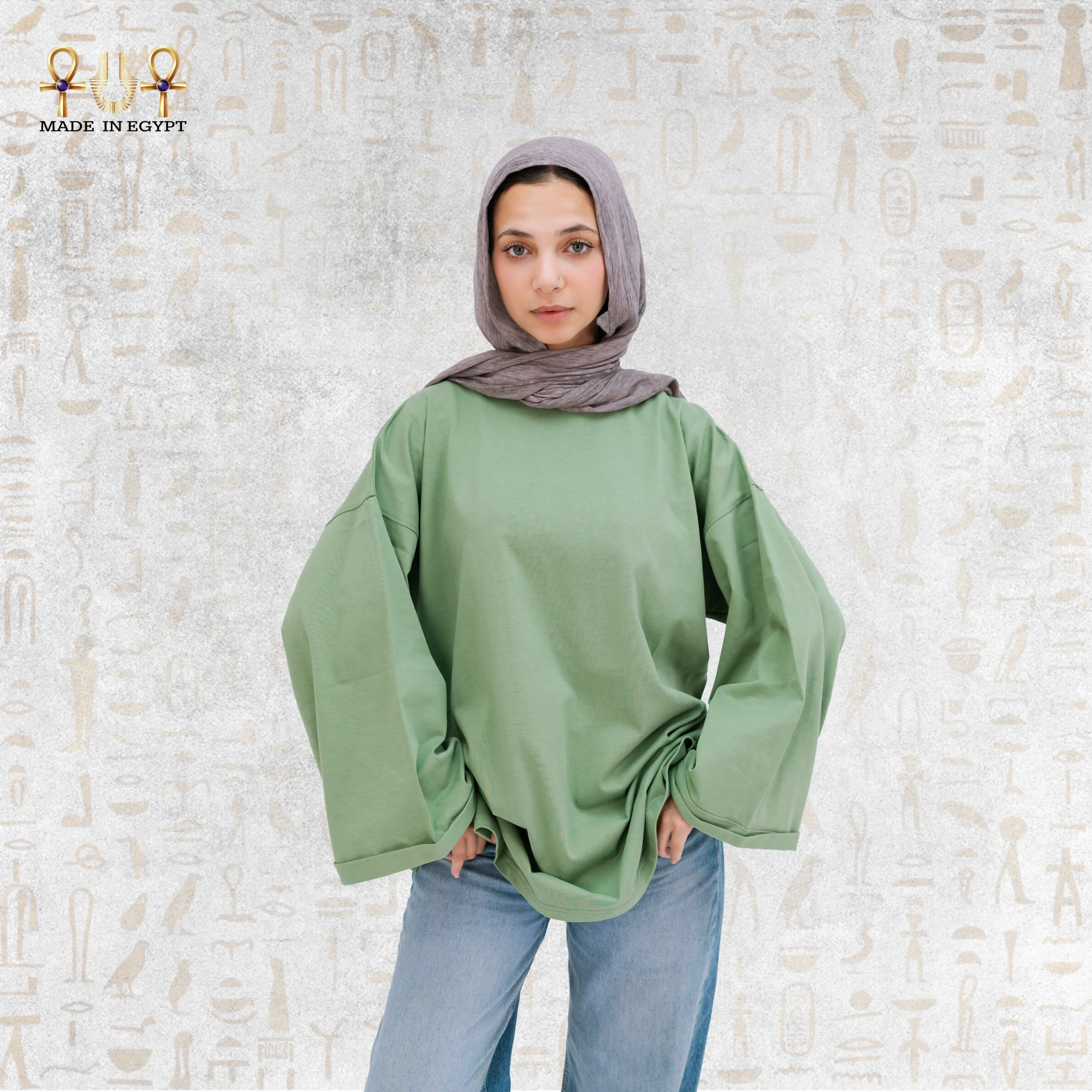 @1P Essential Oversized Tee