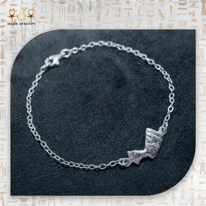 ⁦دائرة نفرتيتي⁩ - الصورة ⁦1⁩