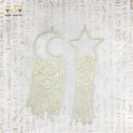 الهلال والنجمة المكرمية المضيئة