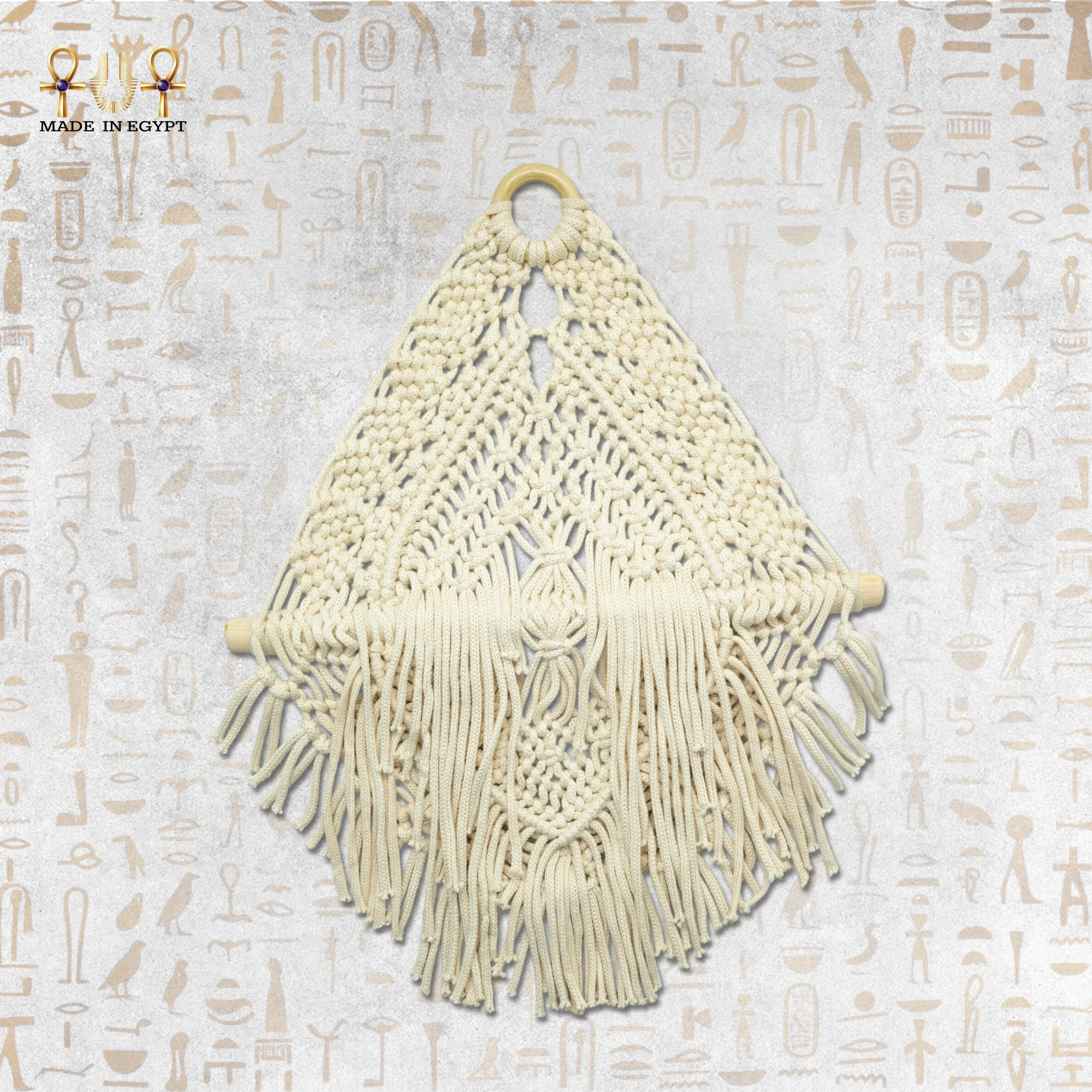 Macra Wall Charm@14A