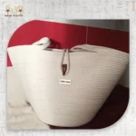 شنطة خوص سادة بإغلاق خشبي