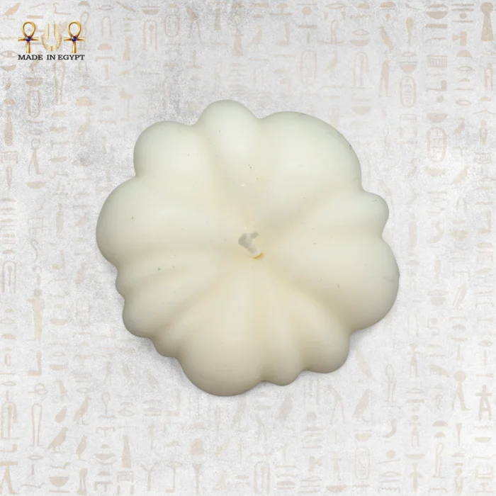 Pumpkin Candle - Image 4