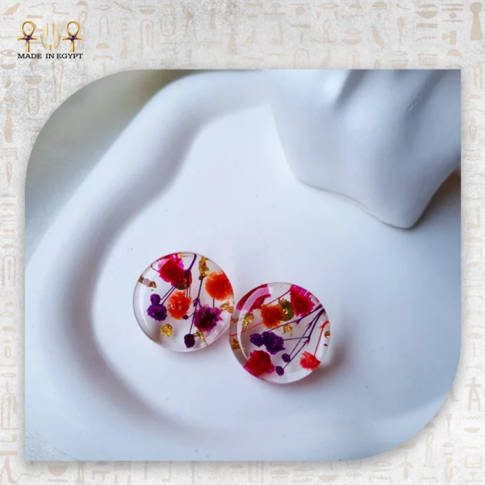 أقراط الراتنج الذهبي بالزهور - Image 2