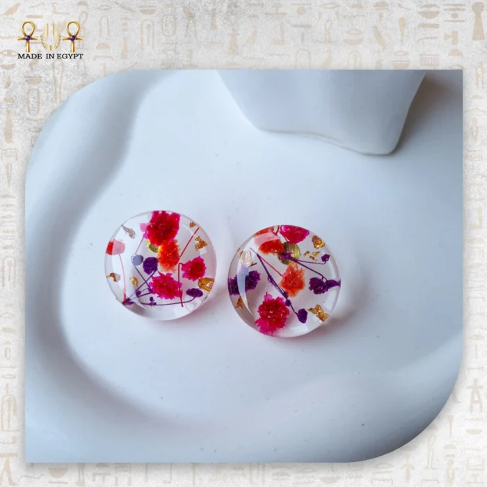 أقراط الراتنج الذهبي بالزهور - Image 3