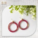 أقراط الراتنج الأحمر الذهبي