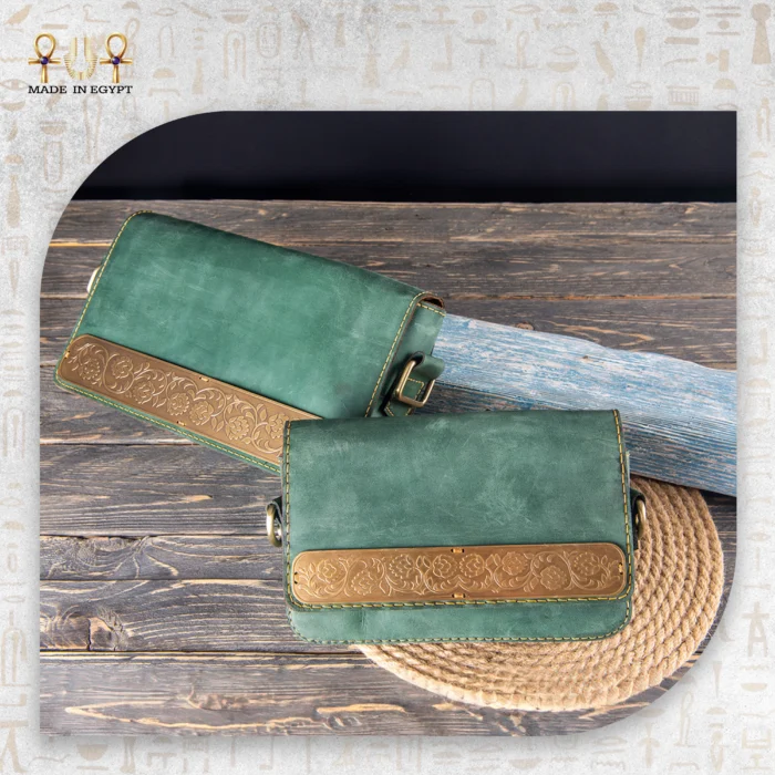 Small Islamic crossbody bag - Image 1