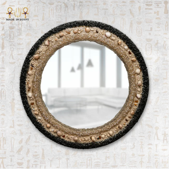 مرآة شاطئية مزينة بالأصداف - Image 1