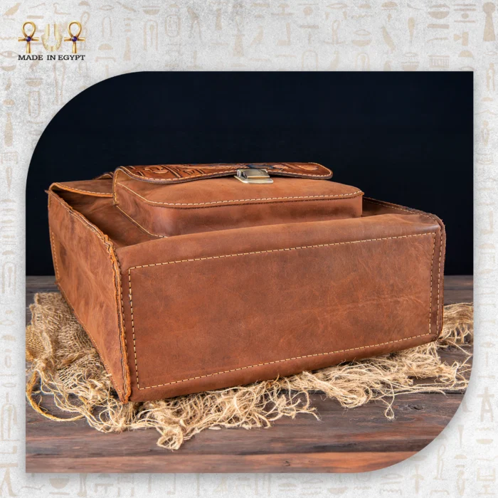 ⁦شنطة جلد كلاسيكية فرعونية⁩ - الصورة ⁦5⁩