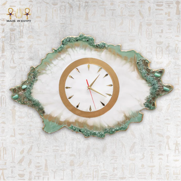 ⁦ساعة ريزن الزمرد العتيق⁩ - الصورة ⁦1⁩