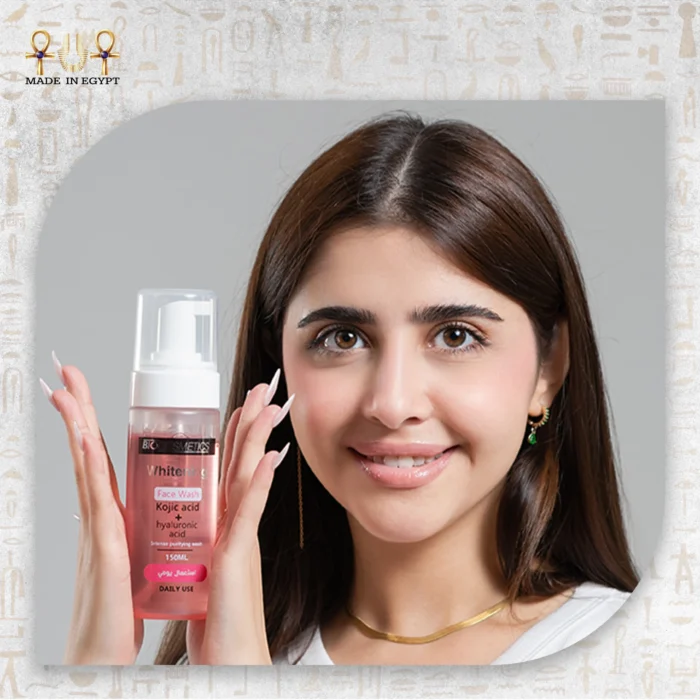 Whitening Vit C Face Wash - Image 6