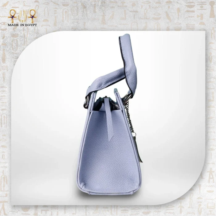 ⁦جوليا⁩ - الصورة ⁦2⁩