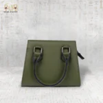 ⁦Julia⁩ - الصورة ⁦8⁩