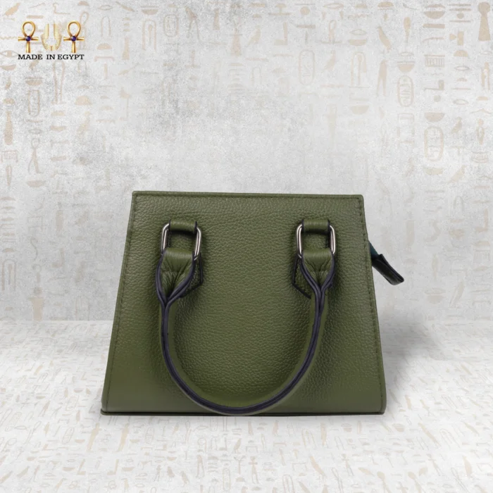 ⁦جوليا⁩ - الصورة ⁦8⁩