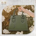 ⁦Julia⁩ - الصورة ⁦6⁩