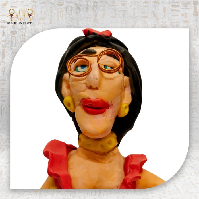 Urban Girl Figurine - Image 3