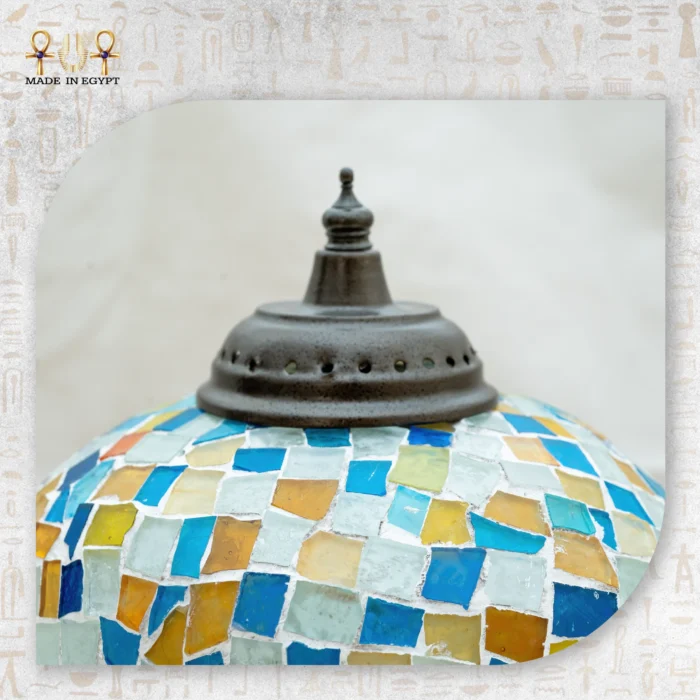 ⁦مصباح لوتس سماوي⁩ - الصورة ⁦2⁩