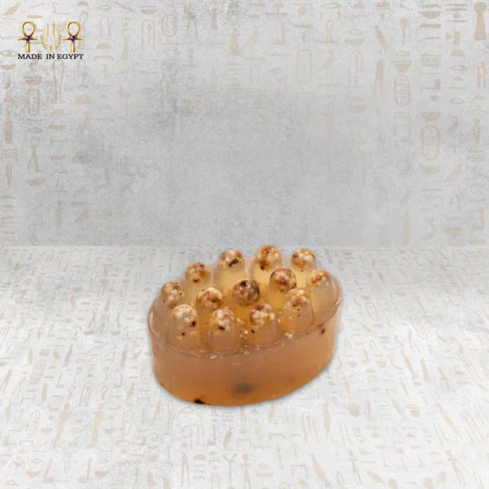 ⁦صابون العسل الملكي مع اللوز⁩ - الصورة ⁦2⁩