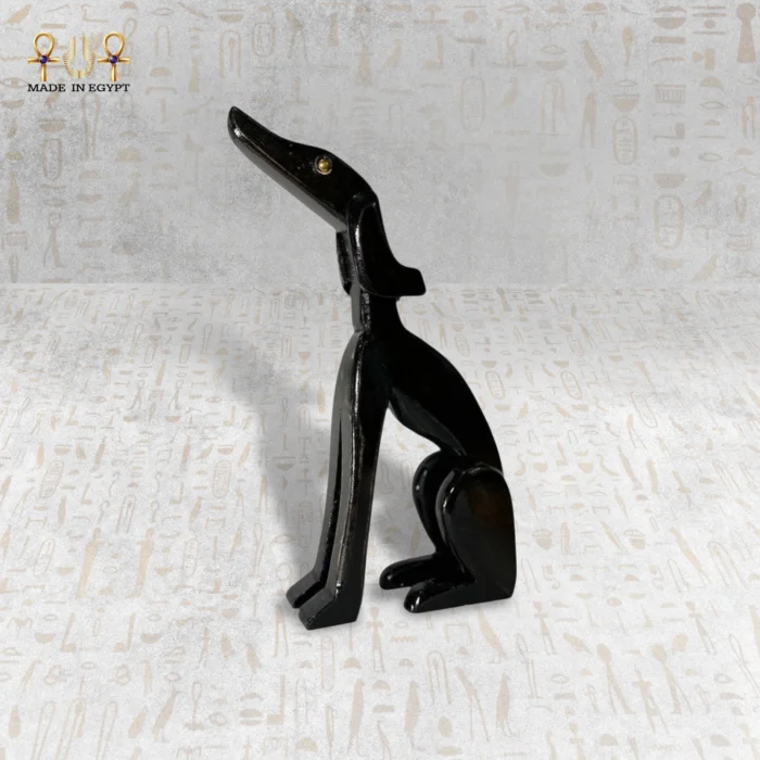 ⁦تمثال كلب سلوقي⁩ - الصورة ⁦1⁩