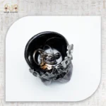 ⁦حامل مجوهرات بتصميم فتاة أنيقة باللون الأسود⁩ - الصورة ⁦4⁩