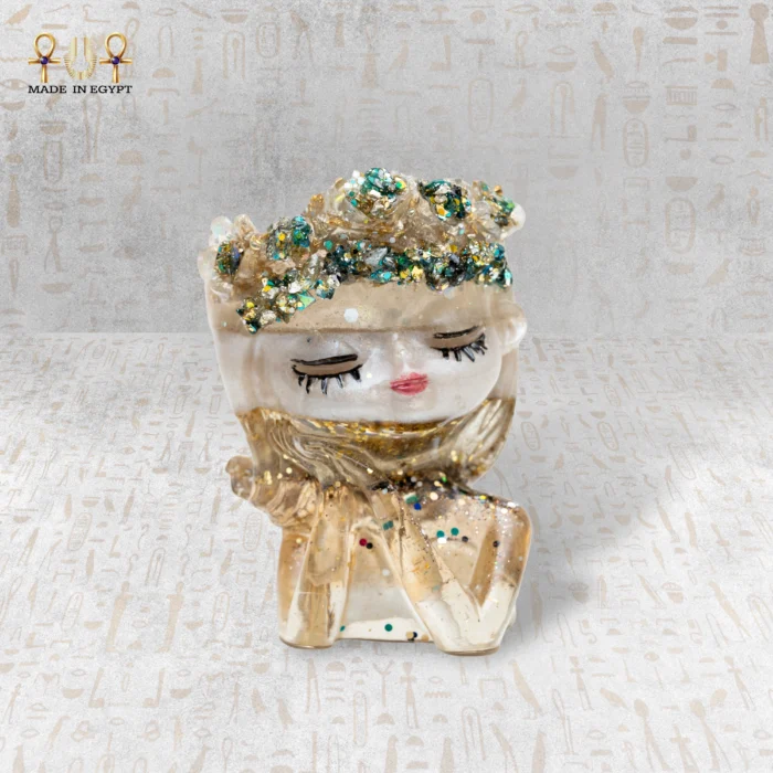 ⁦حاملة مجوهرات أنثوية بالريزن بتاج لامع⁩ - الصورة ⁦1⁩