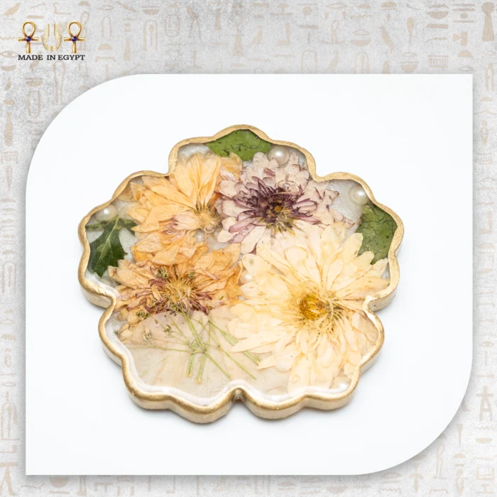 ⁦كوستر ورد طبيعي فاخر بحواف ذهبية⁩ - الصورة ⁦1⁩