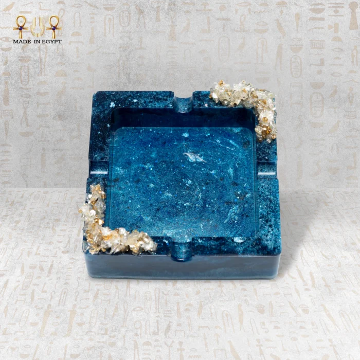 ⁦طفاية رماد المحيط الملكي⁩ - الصورة ⁦1⁩