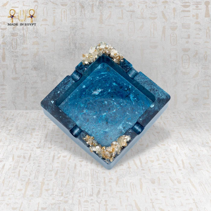 ⁦طفاية رماد المحيط الملكي⁩ - الصورة ⁦2⁩