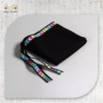 طرحة الليل بتصميم الرباط الملون