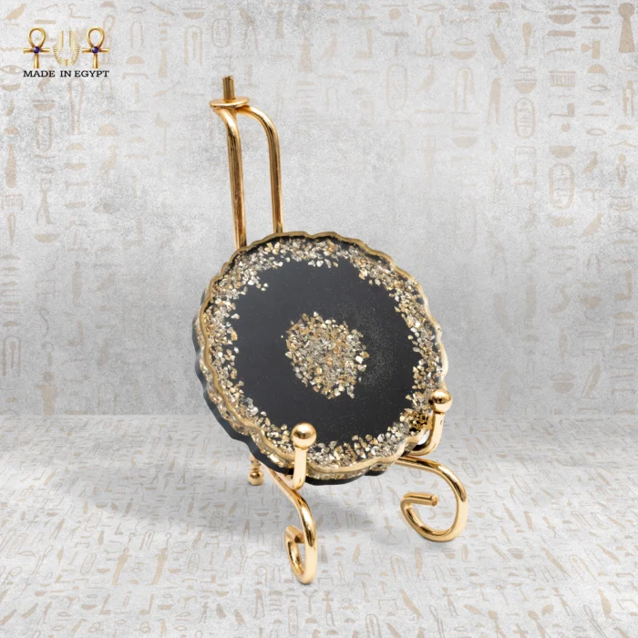 ⁦كوستر ريزن أسود بلمسات ذهبية⁩ - الصورة ⁦2⁩