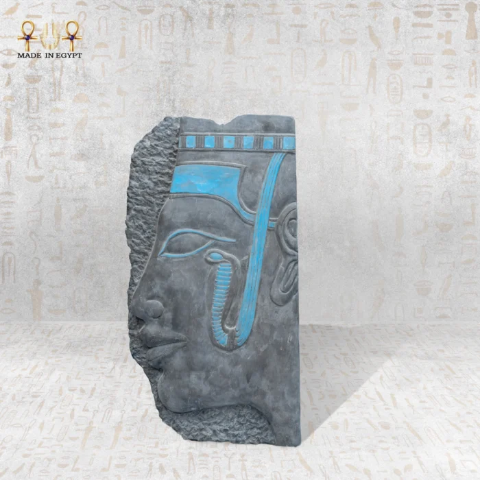 ⁦لوحة أخناتون نصف الوجه⁩ - الصورة ⁦1⁩