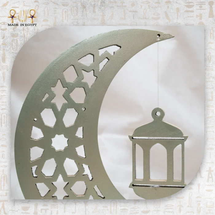 ⁦Golden Wooden Crescent Décor with Hanging Lantern⁩ - الصورة ⁦11⁩