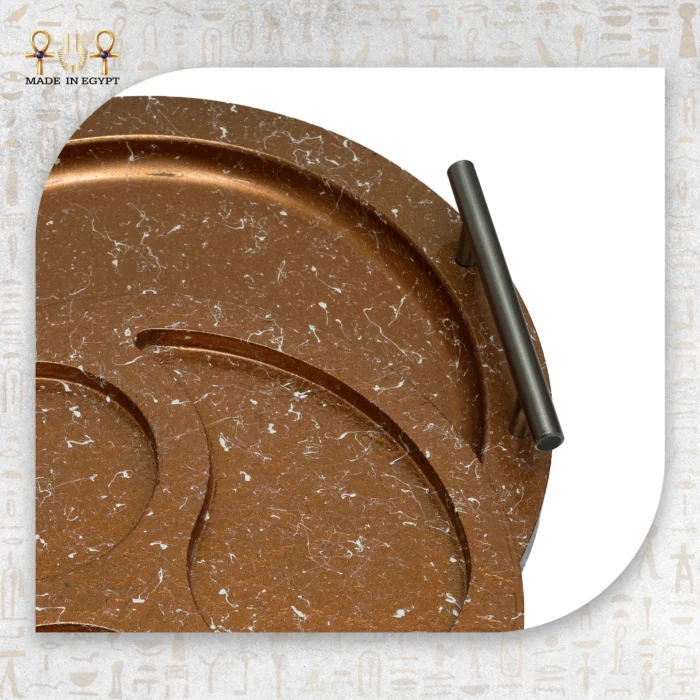 ⁦Brown Marble Effect Round Serving Tray⁩ - الصورة ⁦2⁩