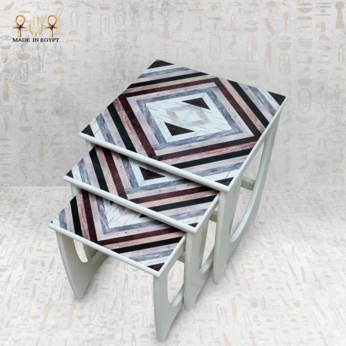 ⁦Wooden Geometric Nesting Tables Set⁩ - الصورة ⁦2⁩