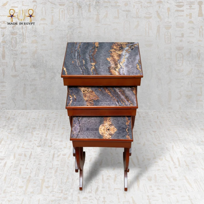 ⁦Luxury Wooden Nesting Tables with Marble-Effect Top⁩ - الصورة ⁦5⁩