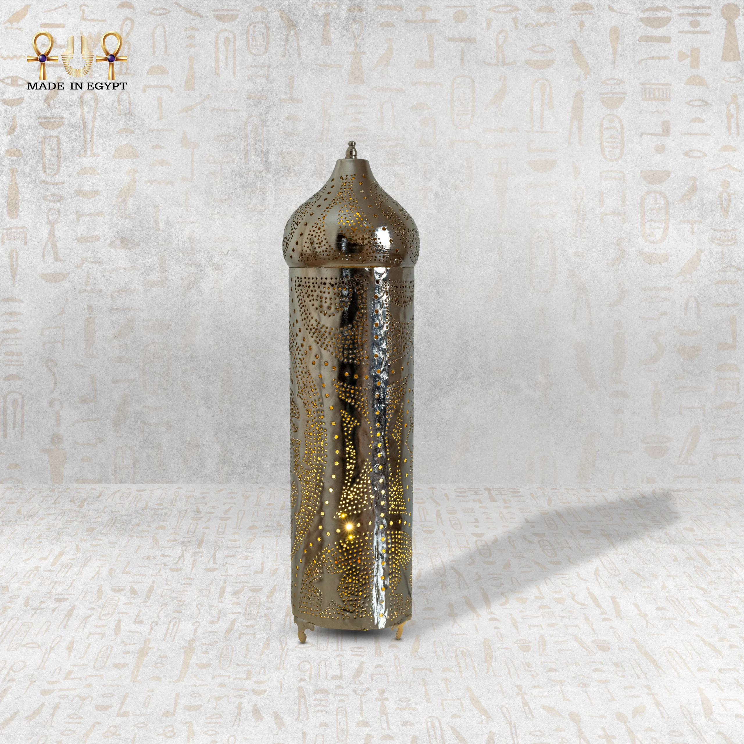 @5A Luxury Cylindrical Oriental Metal Lantern فانوس معدني أسطواني مزخرف بتصميم شرقي فاخر - الصورة 1