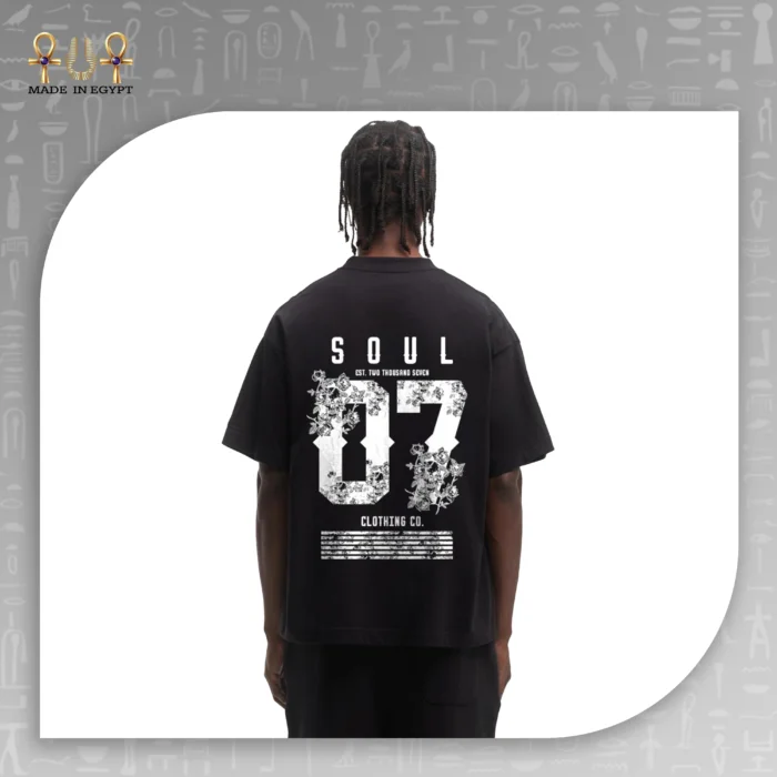 ⁦تيشيرت أوفر سايز Soul 07 بطباعة زهور⁩ - الصورة ⁦3⁩